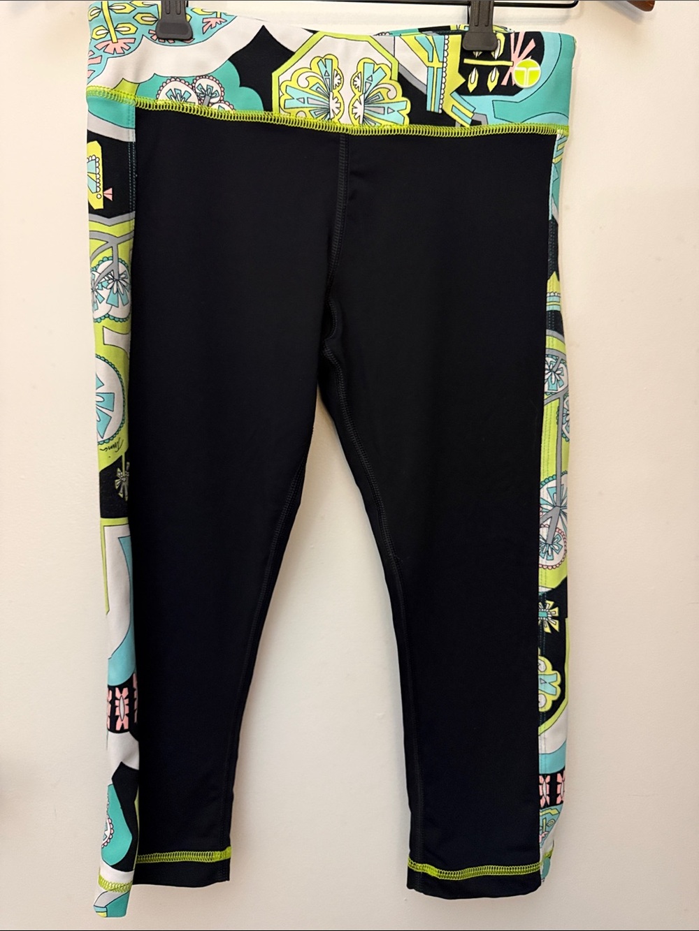 Trina Turk Black Recreation Capri Leggings with Aqua Lime Printed Waistband